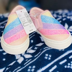 Toddler size 4 slip on shoe